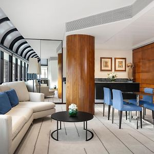 Executive King Suite
